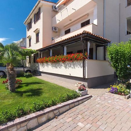 Apartments Dujmovic Ivo 2 巴斯卡 外观 照片