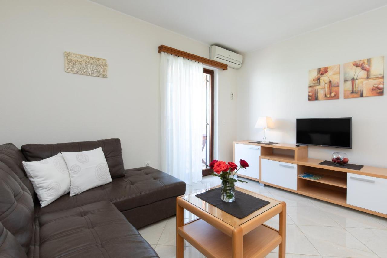 Apartments Dujmovic Ivo 2 巴斯卡 外观 照片